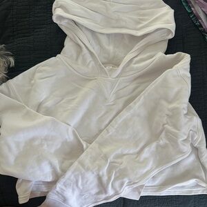 lululemon cropped hoodie